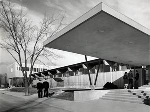 hostess house, building 42, naval station great lakes, date unknown